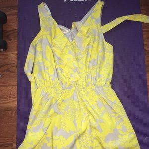 EXPRESS Yellow & Tan Floral Tie Waist Dress
